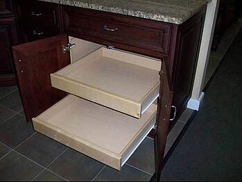 BaseCabinetRollOut