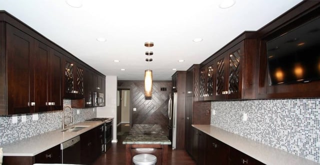 brakur_galley_kitchen_2.jpg