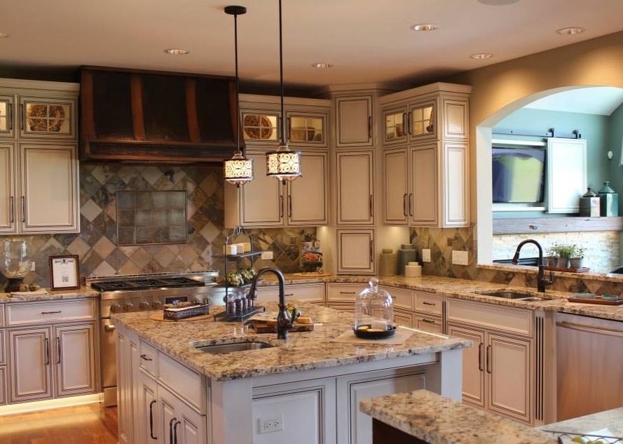 How to Make Your Small Kitchen Look Tidy